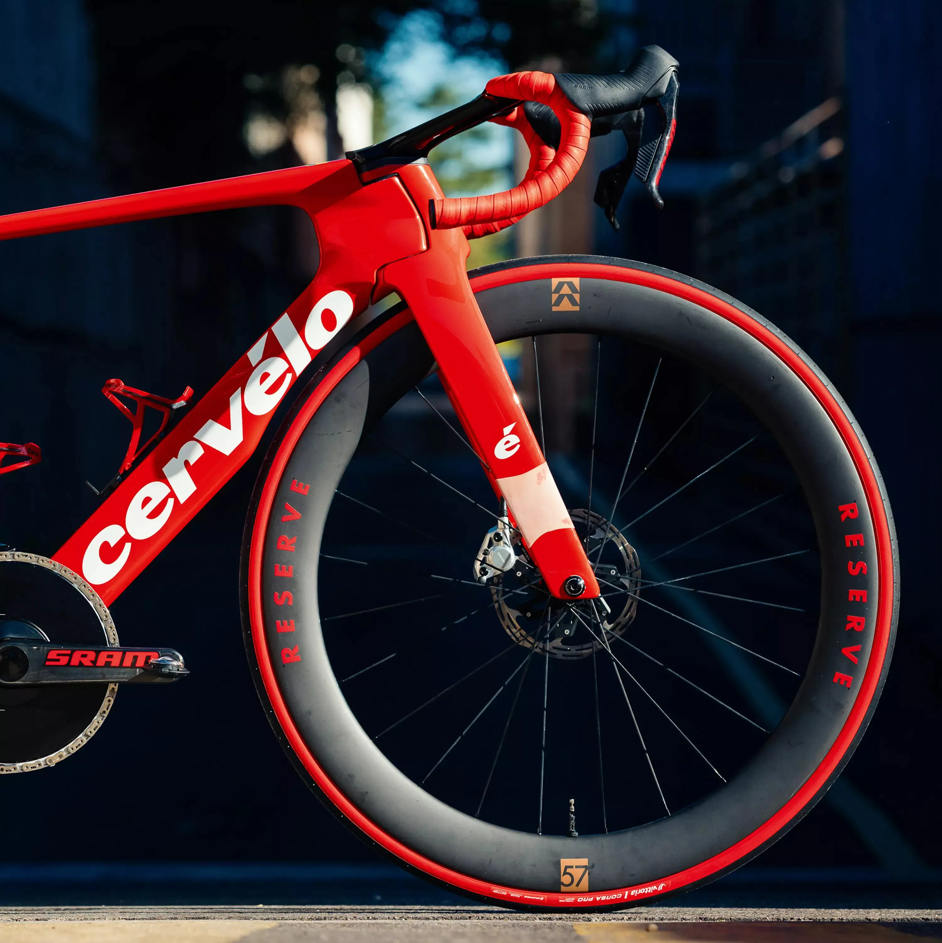 Vittoria Corsa Pro Red LTD Edition Tubeless Ready Road Tyre - Image 4